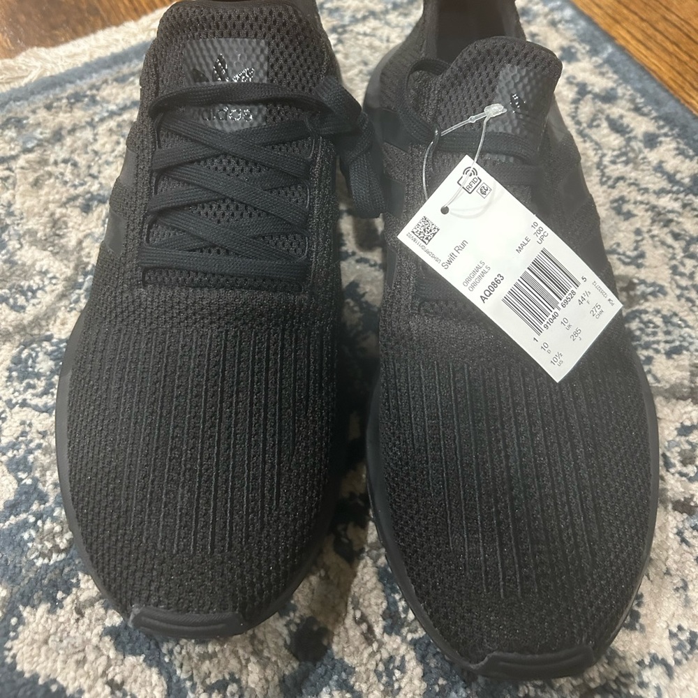 Adidas men’s running shoes